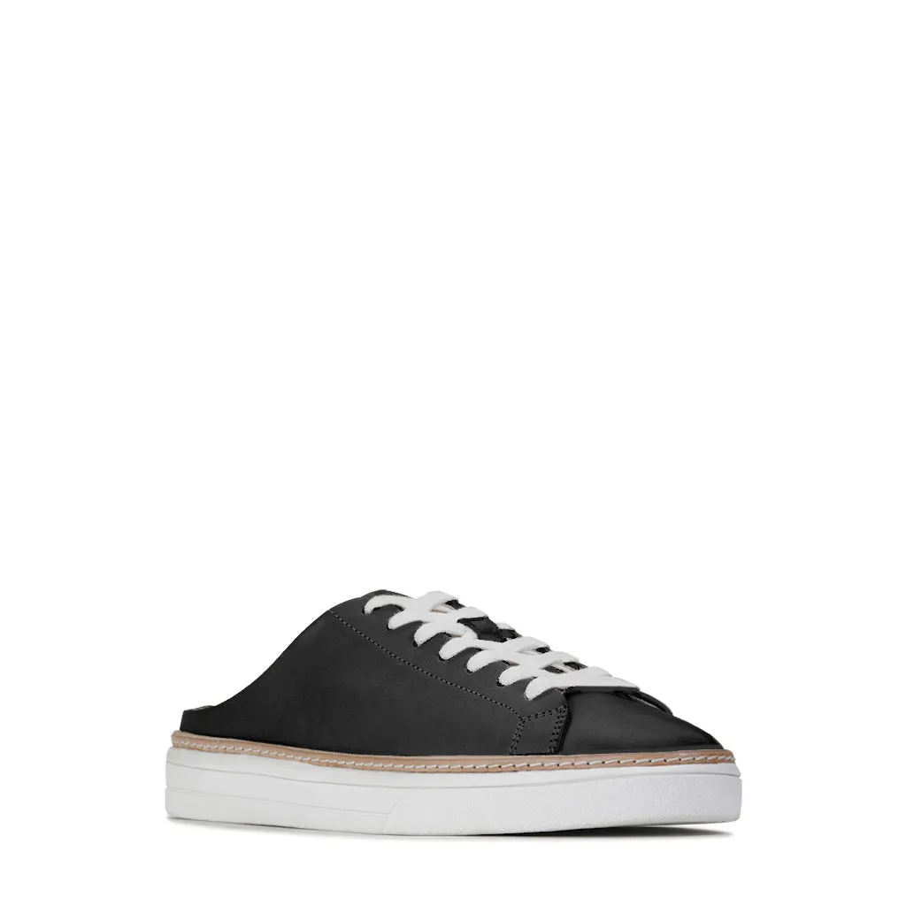 BRIGHT SLIP ON SNEAKER
