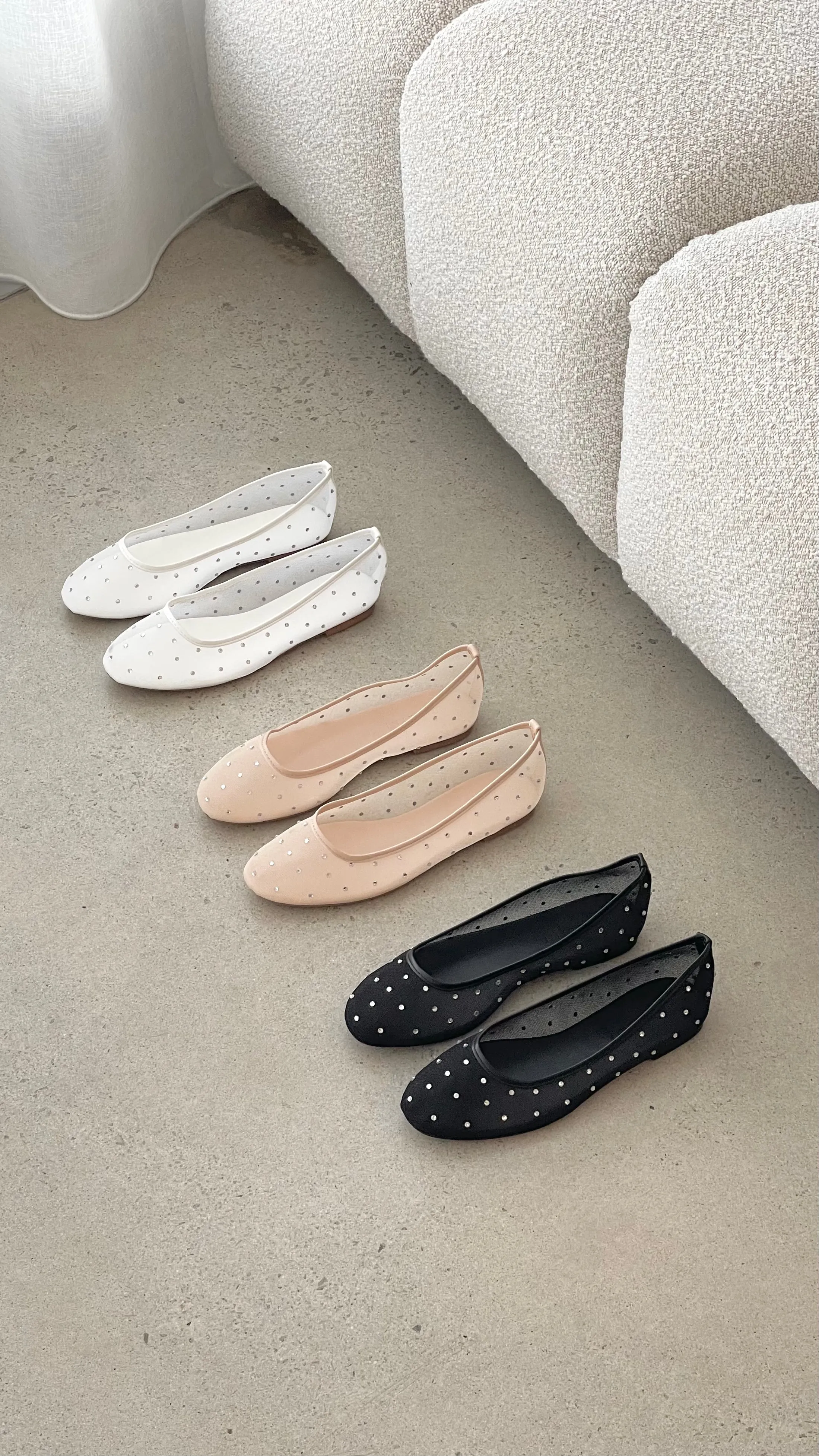 Gerani Flats - White Mesh Diamante
