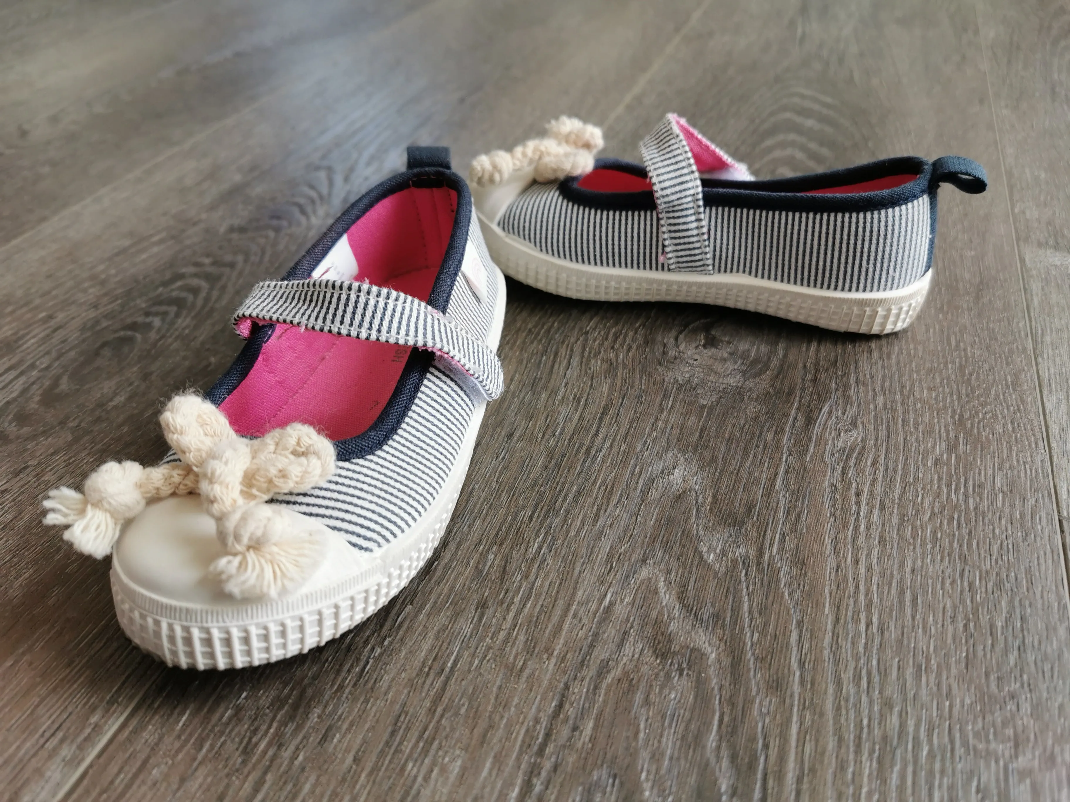 GIRL SIZE 7 TODDLER - JOE FRESH, Casual Summer Ballet Flats EUC B2
