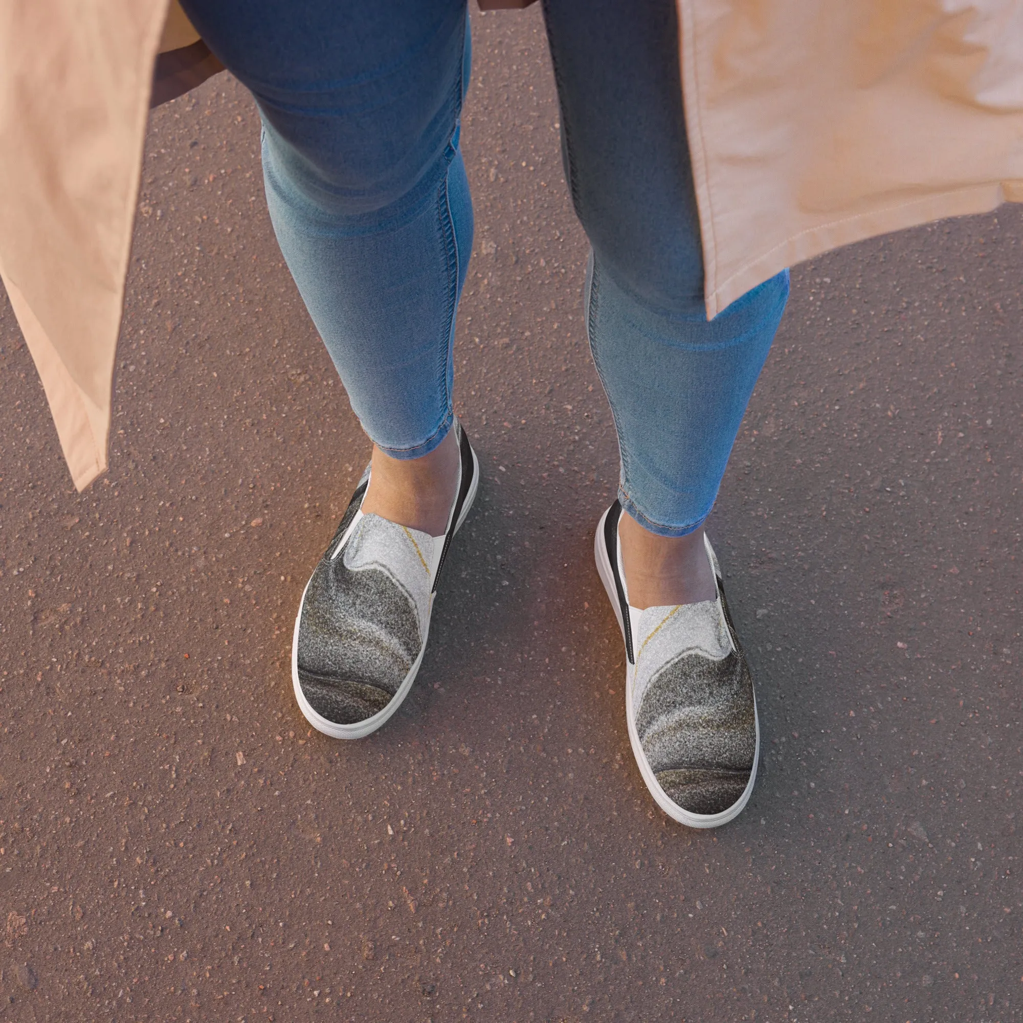 Granite Women’s slip-on canvas shoes
