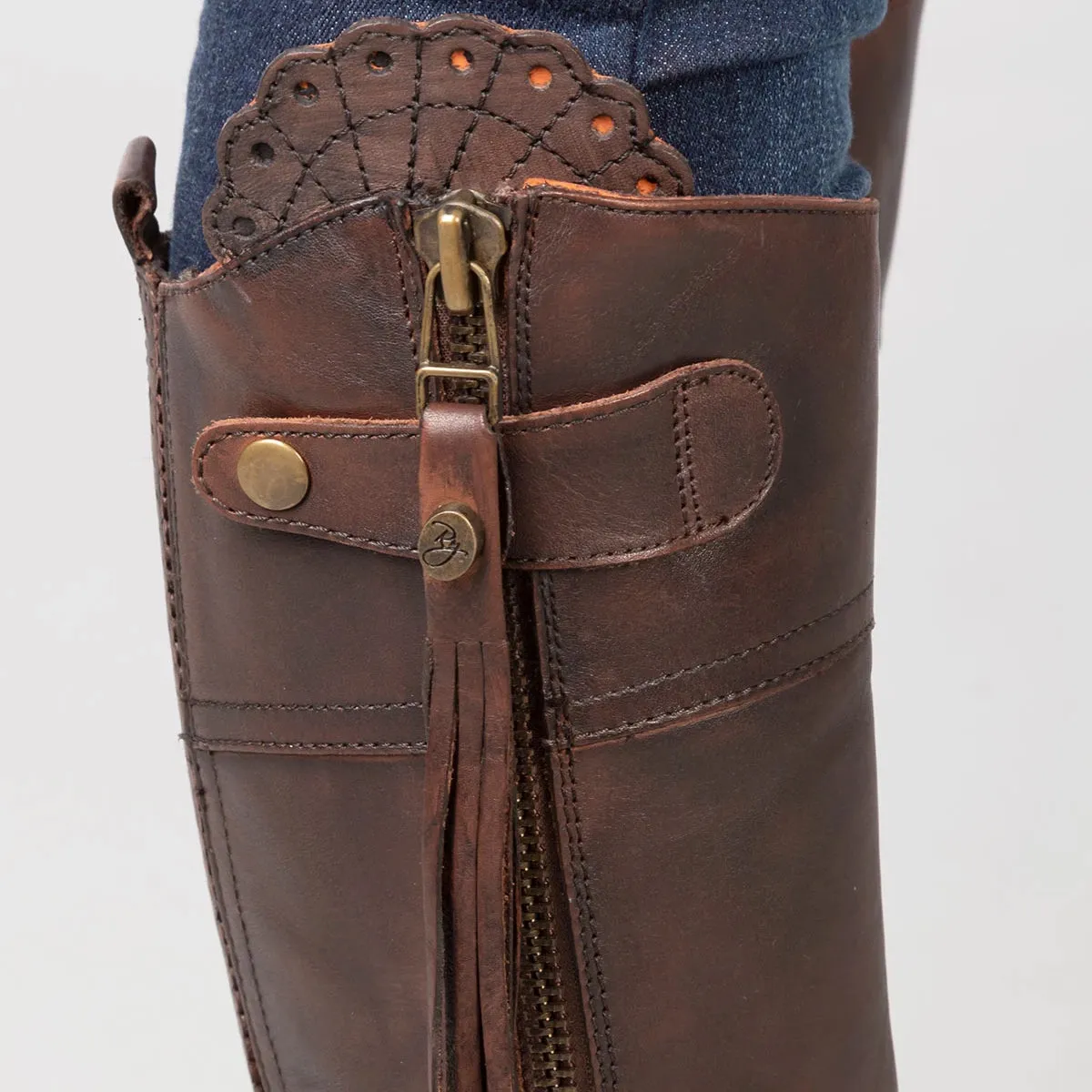 Ladies Tall Leather Boot