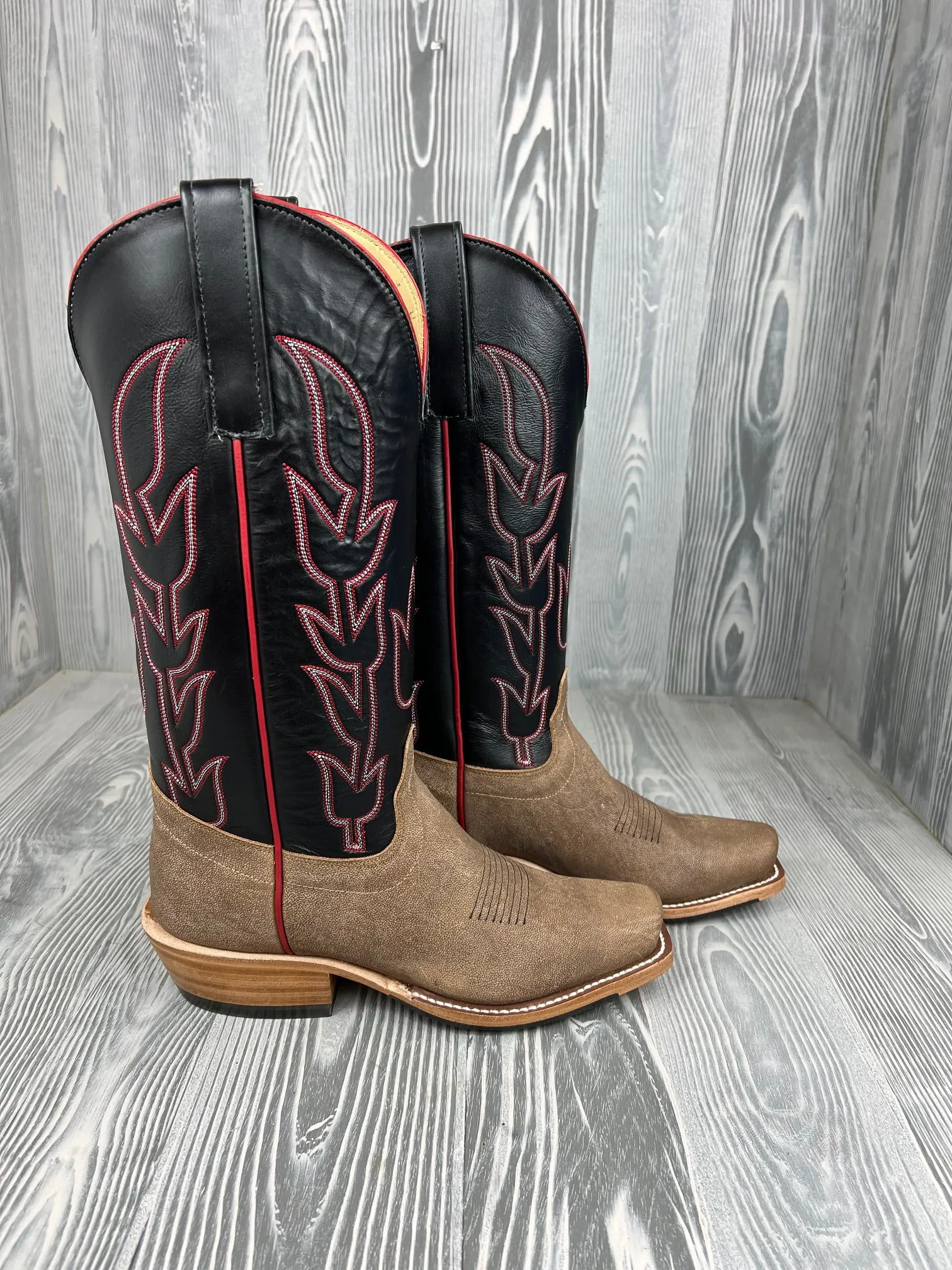 Men's Olathe Eastwood Camel with 14" Black Glove Tops.