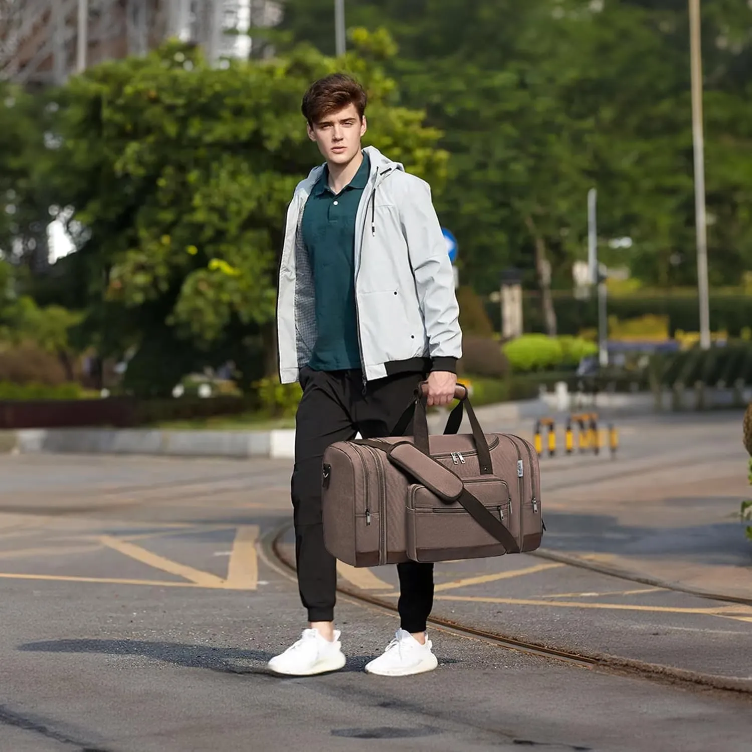 Wolhbege Duffle Bag for Travel,Mens Travel Bag & Carry On Bag for Men with Expandable Design and Luggage Sleeve ?CDuffel Bag for Gym, Weekender, Overnight Trips Brown
