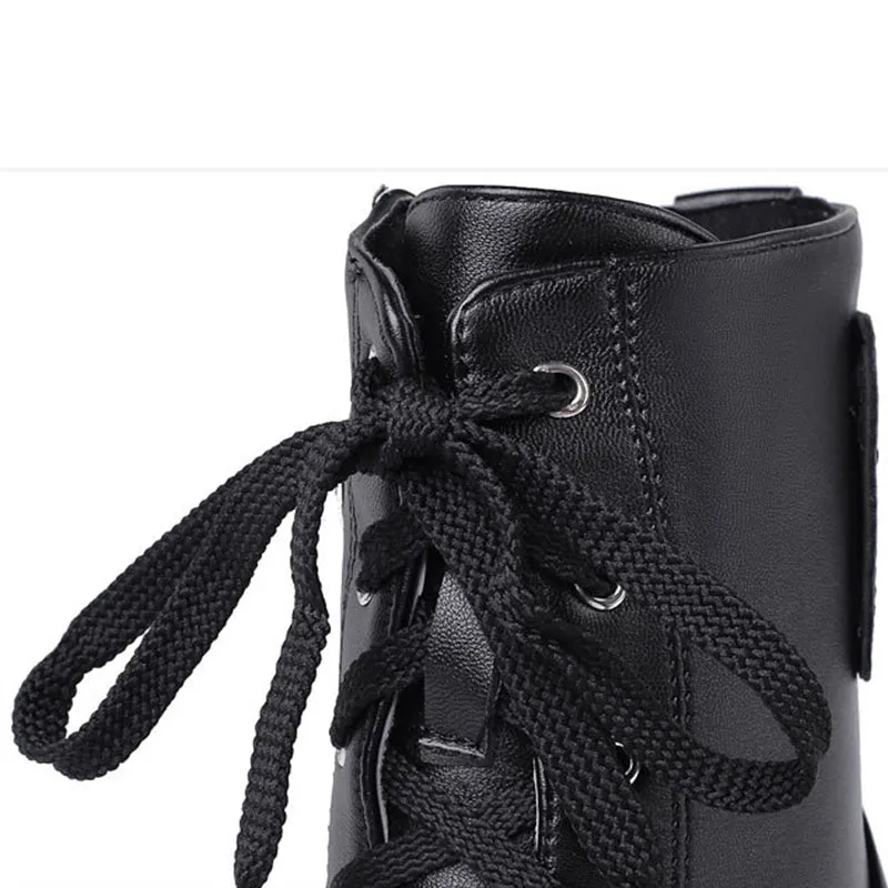 Women‘s chunky heels combat boots